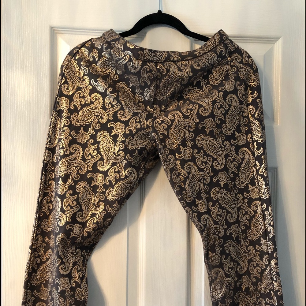 Gold paisley leggings